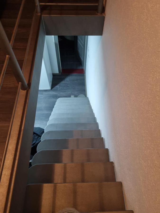 Apartmani Plavi Ягодина Экстерьер фото