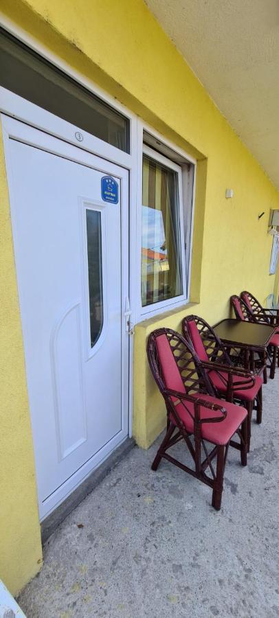 Apartmani Plavi Ягодина Экстерьер фото