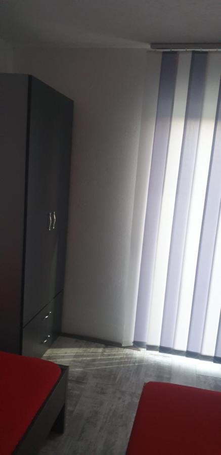 Apartmani Plavi Ягодина Экстерьер фото