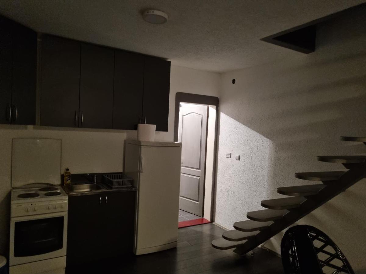 Apartmani Plavi Ягодина Экстерьер фото