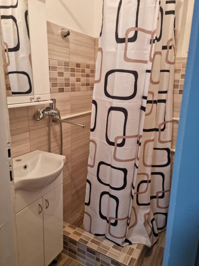 Apartmani Plavi Ягодина Экстерьер фото