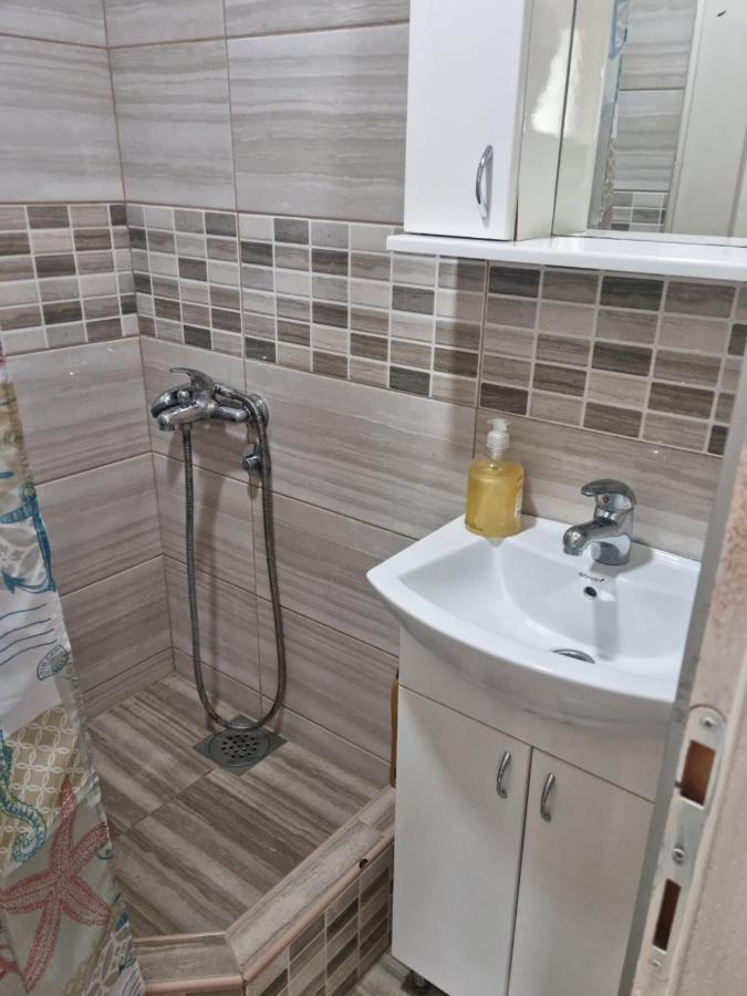 Apartmani Plavi Ягодина Экстерьер фото